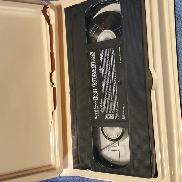 101 Dalmatians - Picture 4 of 4